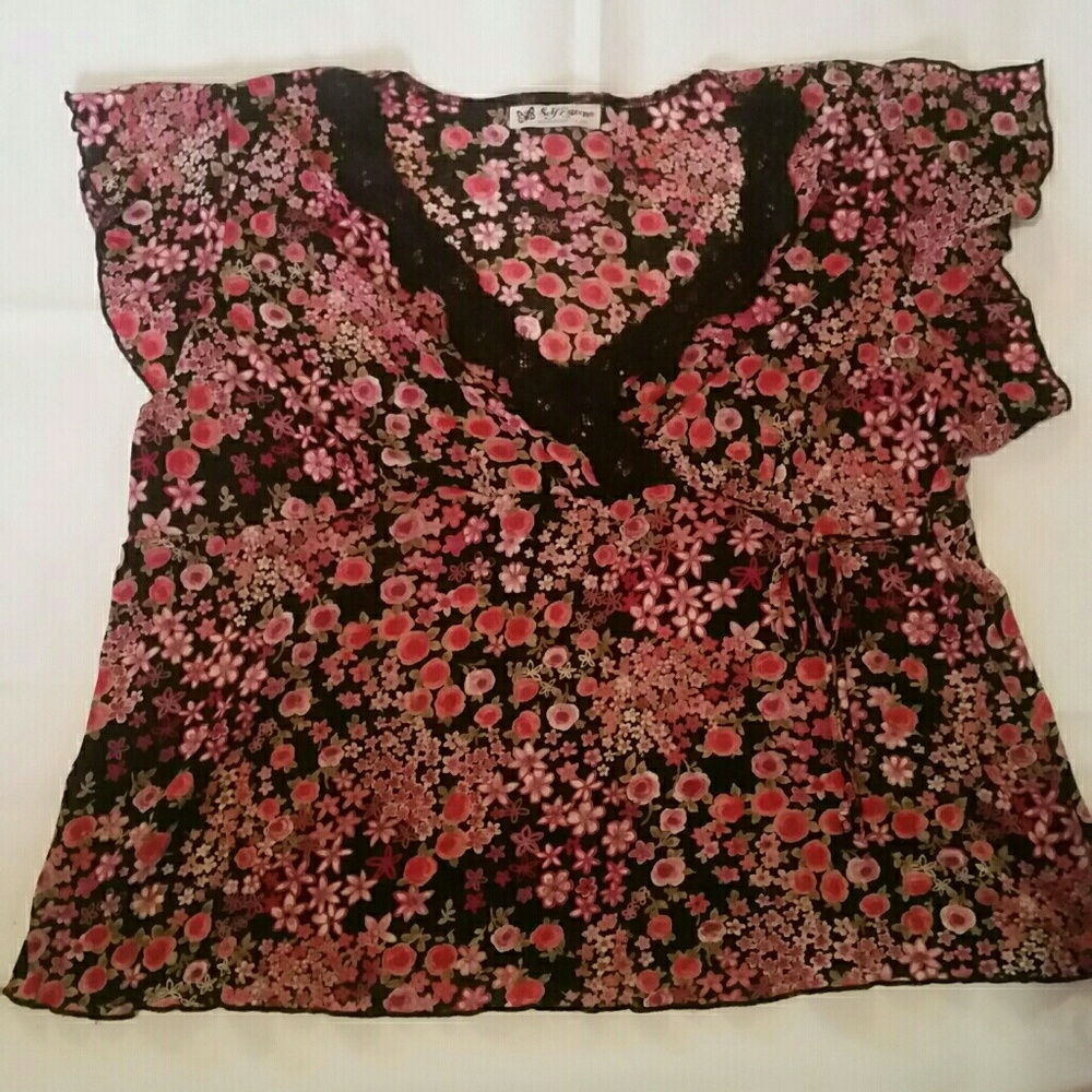 Ladies lightweight blouse